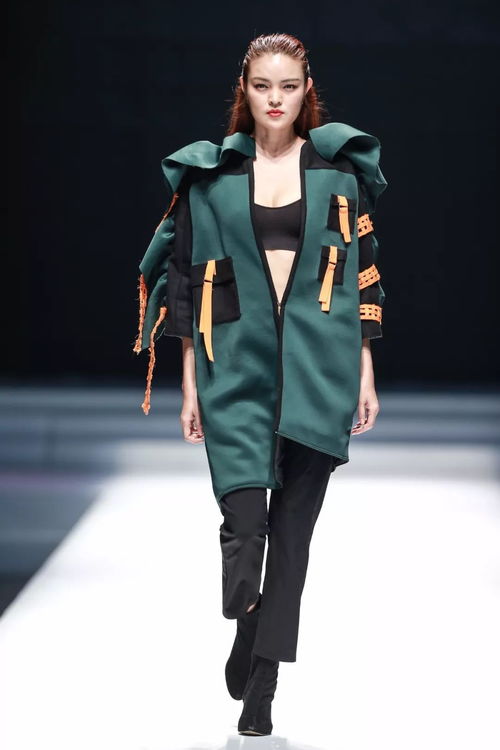 泉州紡織服裝職業(yè)學(xué)院學(xué)生優(yōu)秀作品專場(chǎng)發(fā)布會(huì) 時(shí)尚新生力的閃耀時(shí)刻